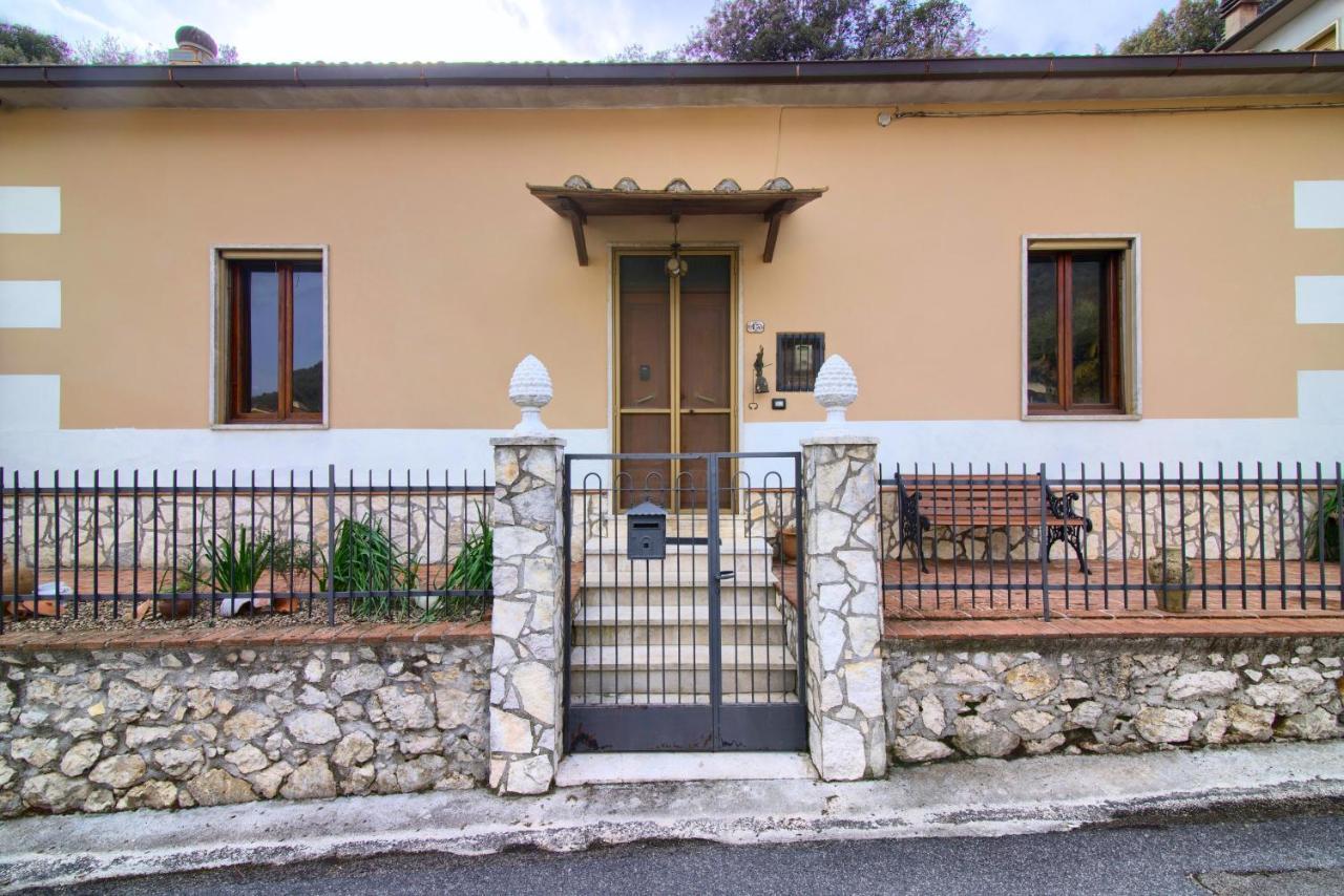 Scappo In Umbria, Il Tuo Nido Vila Fornole Exterior foto